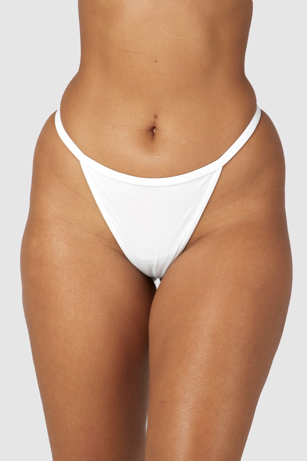 Lounge Underwear Sculpt G-string Blanche | NLEPTY-380