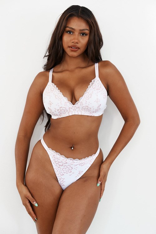 Lounge Underwear Dentelle Magic Bra & Lanières Set Blanche | TSPIXR-934